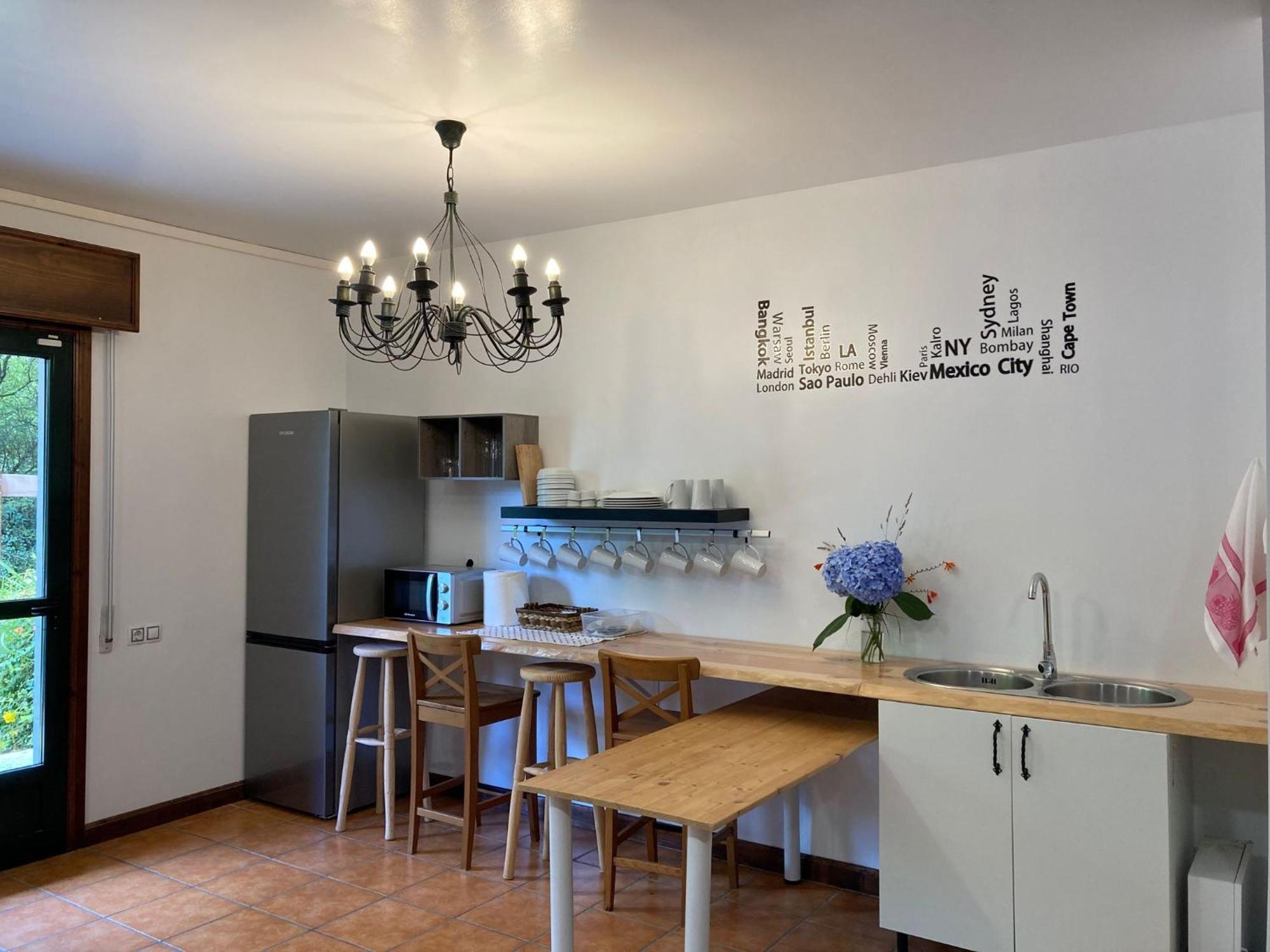 Albergue O Beque โมอาญา ภายนอก รูปภาพ